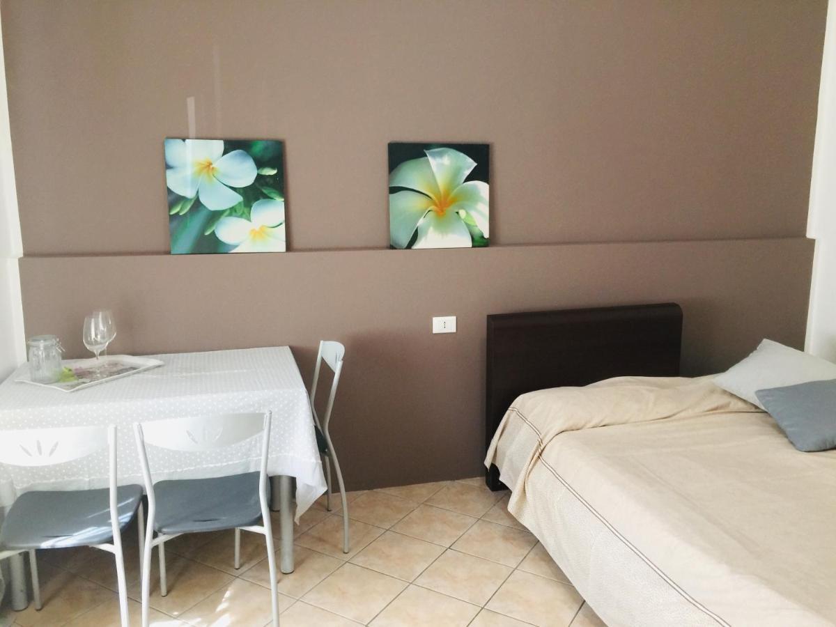 Residenza Manfredi Silvia Ghedi Exterior foto